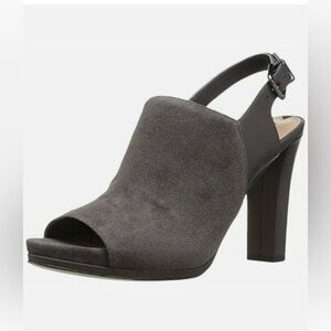 BNIB Via Spiga V-Cara 9M